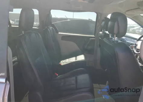 2014 Chrysler Town & Country Touring z USA, uszkodzony, nr VIN 2C4RC1BG7ER293665